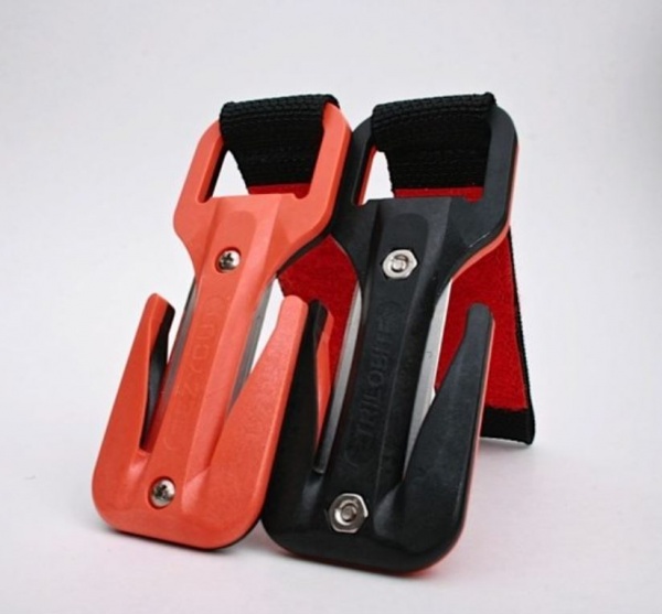 EEZYCUT TRILOBITE cutter - RED-BLACK